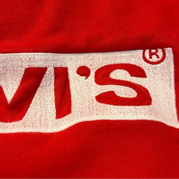 Levis Womens Red White Long Sleeve Cropped Oversized Pullover Sweatshirt… - Picture 10 of 13